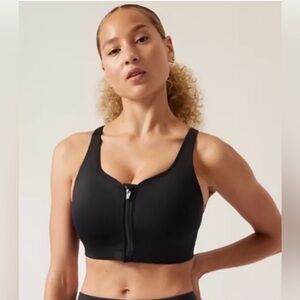 NWT Advance Zip Front Bra B-DD (36B)
